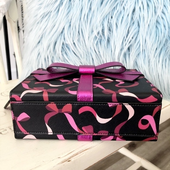 KATE SPADE, New York, Wrapping Party Gift Box, Leather, Crossbody Handbag, Purse - Picture 6 of 16